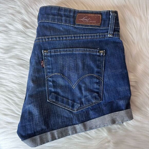 Levi’s Demi Curve Cuffed Shorts Size 29 - Picture 1 of 11